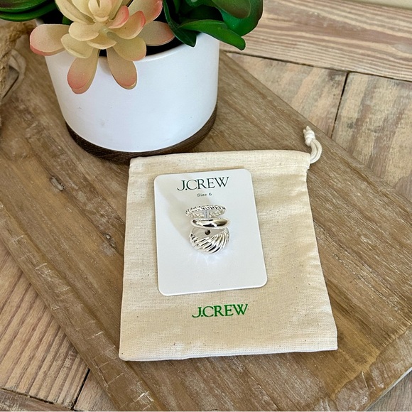 J. Crew Sculptural Silver Ring Set 🆕 - Picture 9 of 10